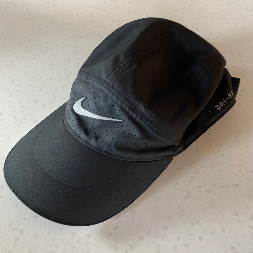 Nike Tailwind Dri-Fit Running Hat